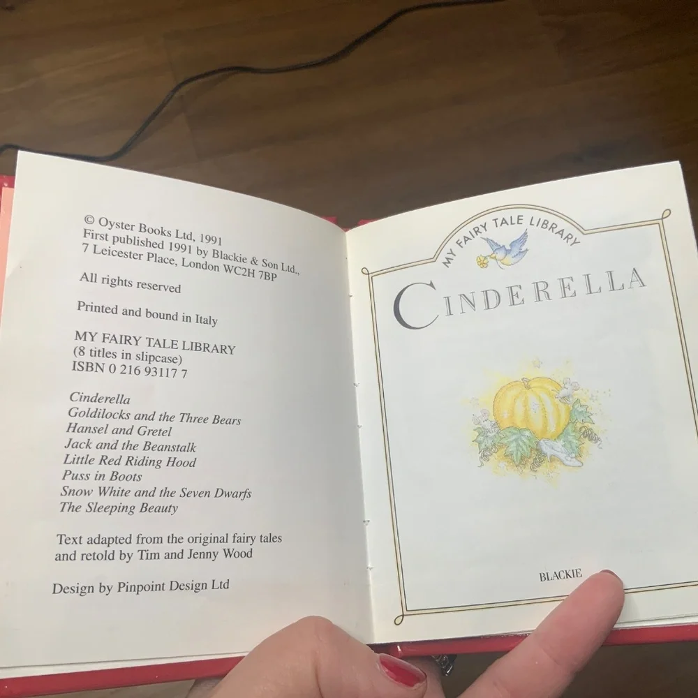 “My Fairy Tale Library” Eight Little Books in Slipcase